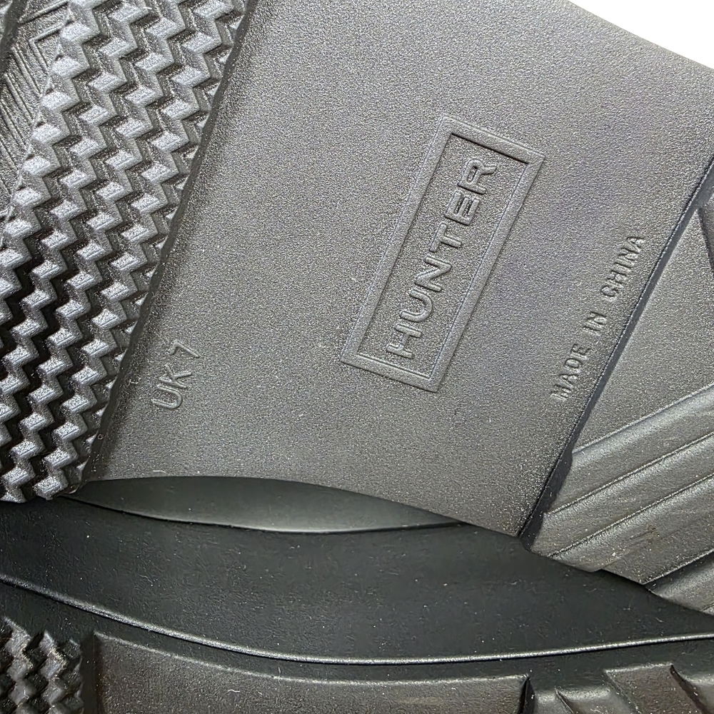 Hunter Women's Slip-On Clogs - Picture 13 of 14